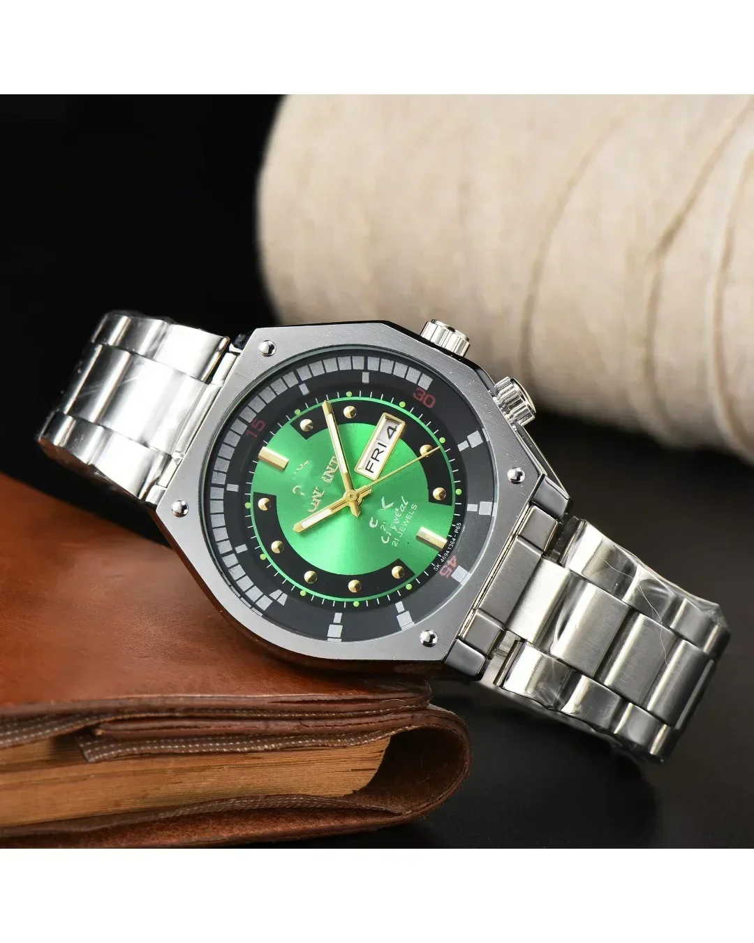 Lion Brand Luxury Men's Quartz Watch